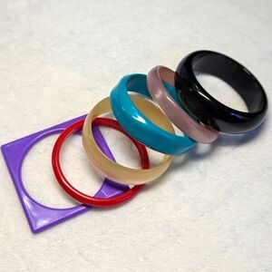 Vintage 70's-80's Assorted 6 Acrylic Bangle Bracelets